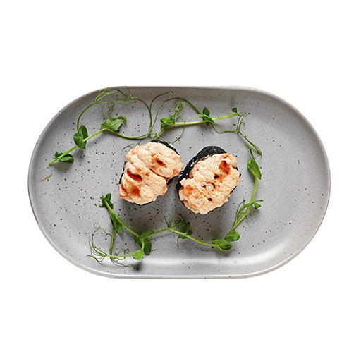 Запеченные спайси с кальмаром 2 шт.